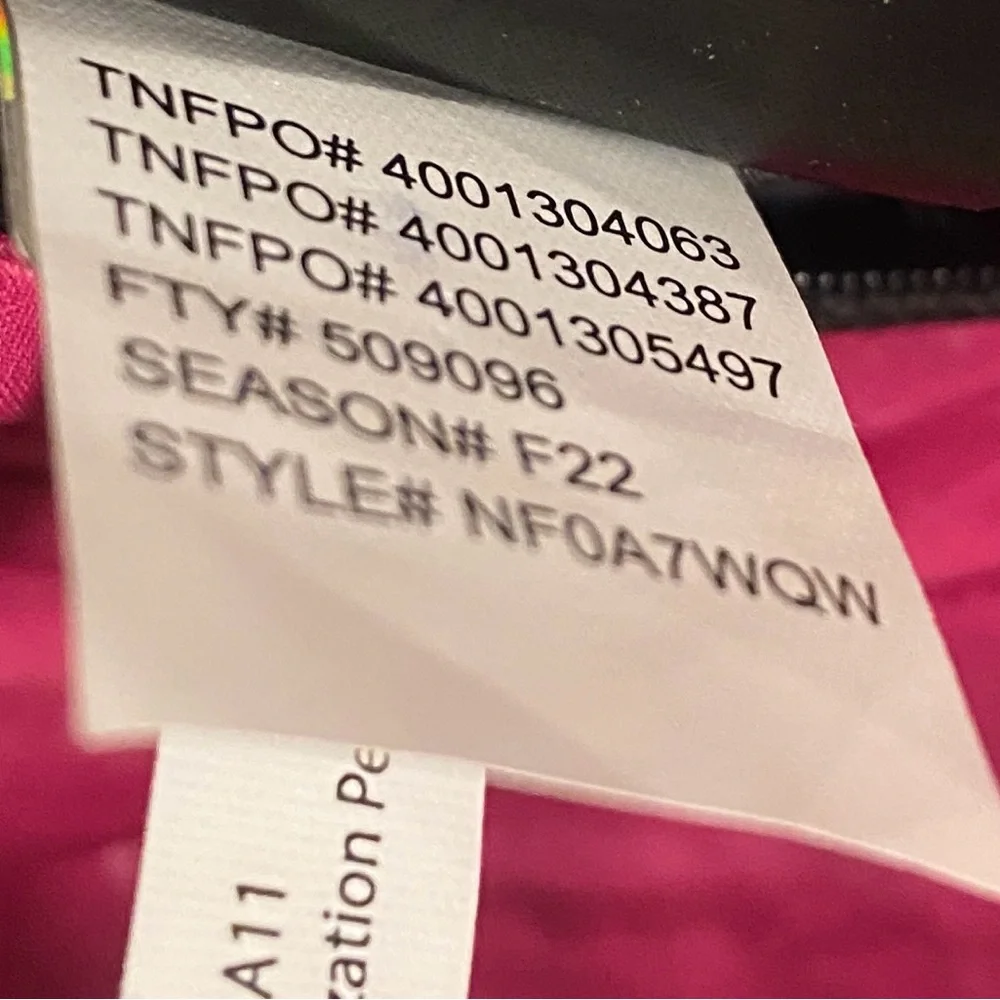 The North Face Winter Outdoor Printed Hooded Puffer 600 Fuchsia Pink Splash L